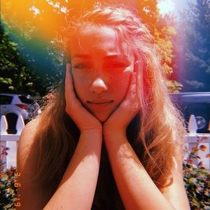 Meet your Posher, Nicole